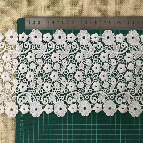 White Floret Cotton With Wavy Edges Lace Trim