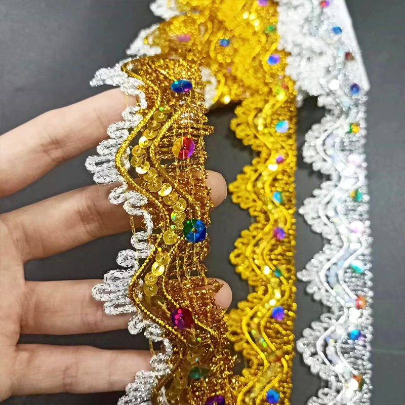 Aksesoris Pakaian Emas dan Perak Border Border Laci Trim Multicolor Sequin Emas Thread Trim Renda Logam